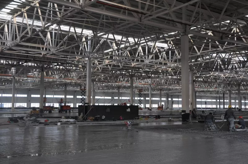 Perché la costruzione di fabbriche di produzione elettronica con struttura in acciaio sta diventando la scelta preferita per i progetti industriali moderni?