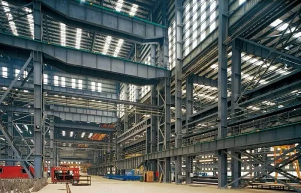 Costruzione industriale in acciaio