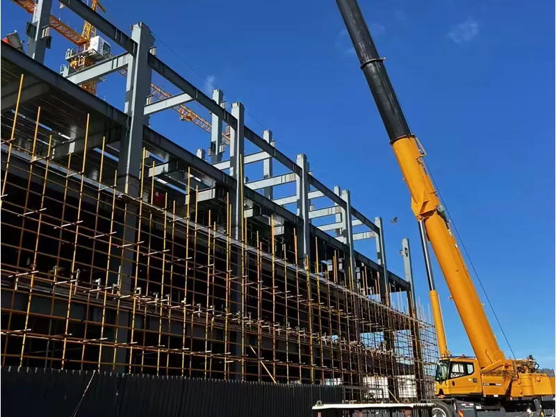 Costruzione di strutture in acciaio per ospedale